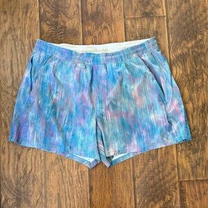 Lululemon printed Pacebreaker Short
